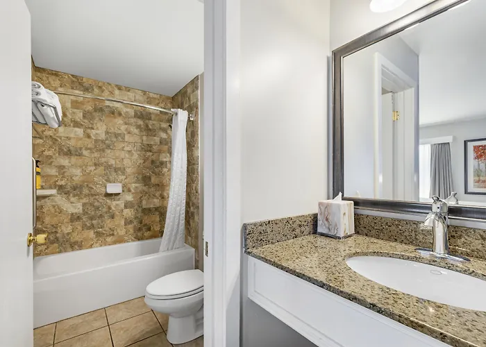 Best Western Plus Windjammer Inn & Conference Center