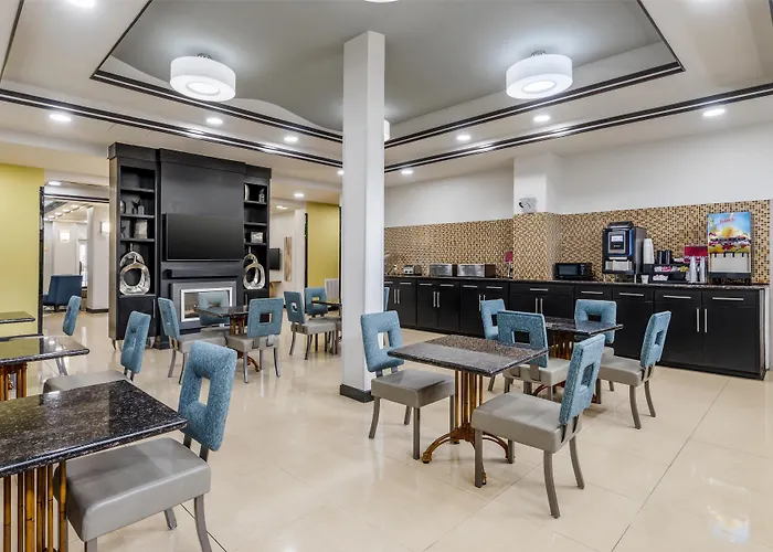 Best Western Plus Jfk Inn & Suites