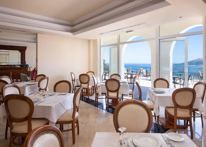 Avalon Palace Hotel By Ghh (Adults Only)