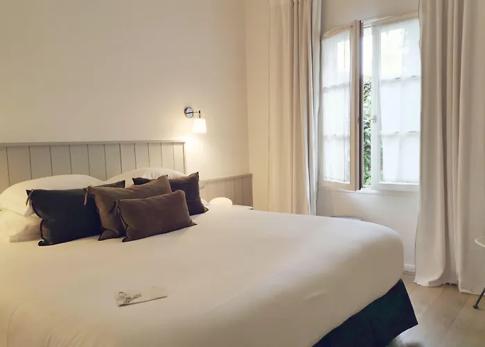 Le Clos Saint-Martin Hotel & Spa