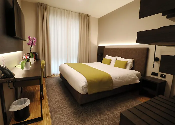 Threeland Hotel
