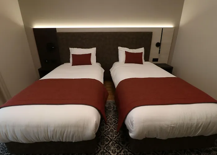 Threeland Hotel