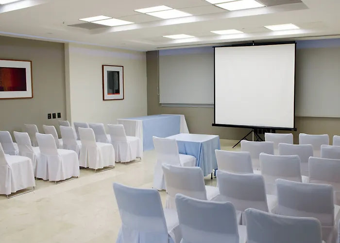 Holiday Inn Express Puerto Vallarta, an IHG Hotel