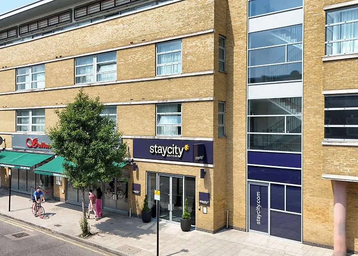 Staycity Aparthotels London Greenwich High Road