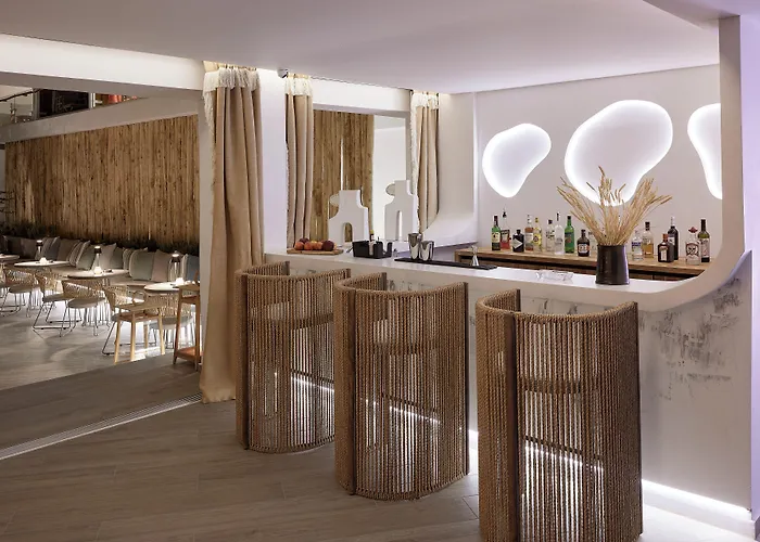Kythnos Bay Hotel