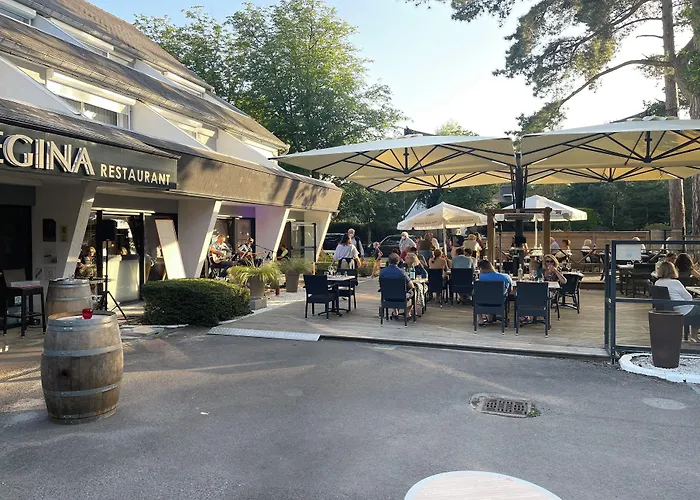 Le Regina Hotel Restaurant