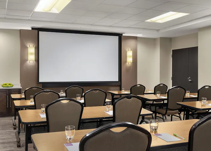 Hyatt Place Charlotte Downtown
