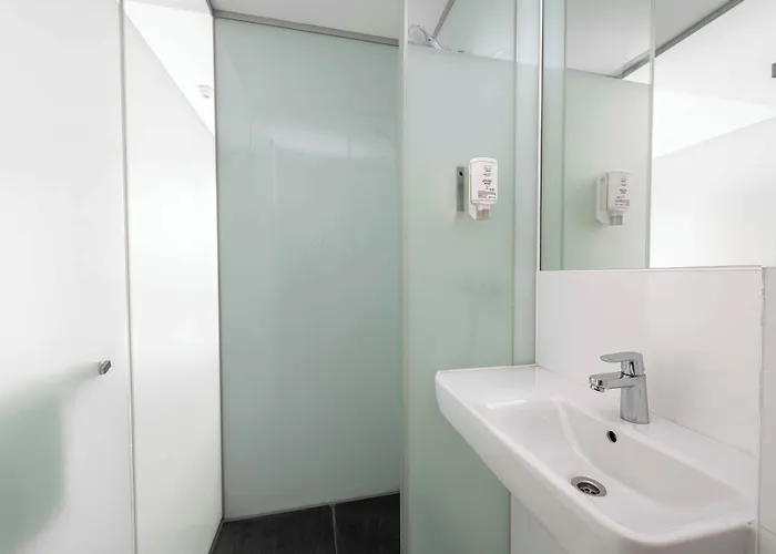 Easyhotel Rotterdam City Centre