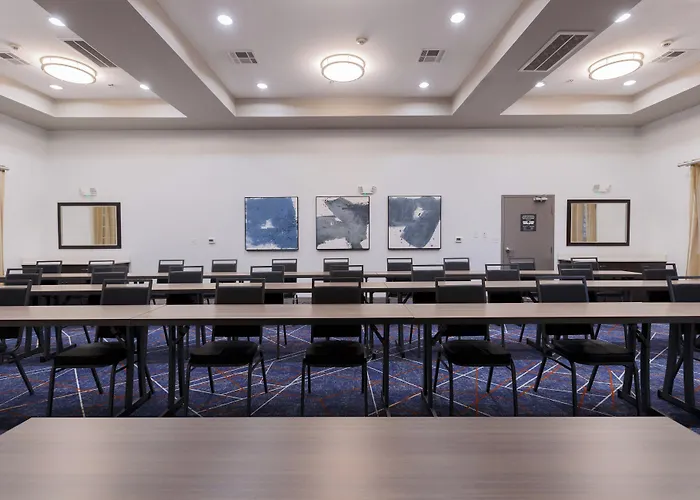 Candlewood Suites San Marcos By Ihg