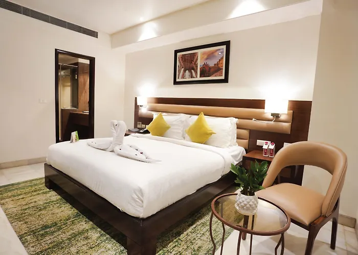 Leisure Inn Grand Chanakya