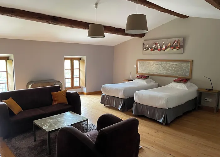 Logis Hôtel Château De Palaja