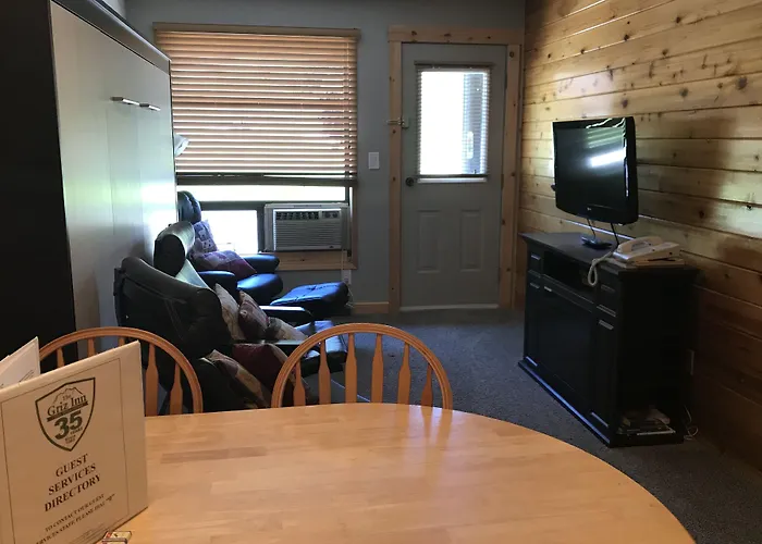 Griz Inn Rmc Rentals By Park Vacation Management