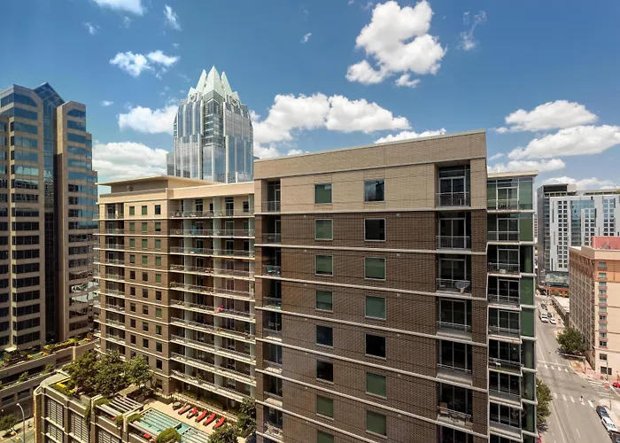 Hyatt Place Austin Downtown