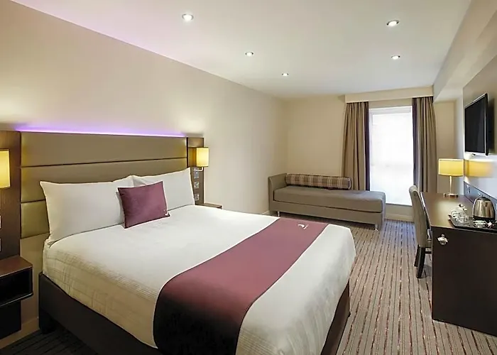 Premier Inn Jersey St Helier - Bath Street