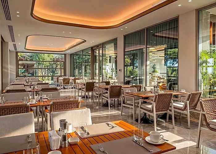 Merit Crystal Cove Hotel Casino And Spa