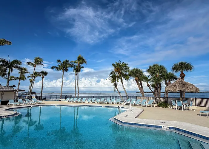 Resort Harbour Properties - Fort Myers / Sanibel Gateway