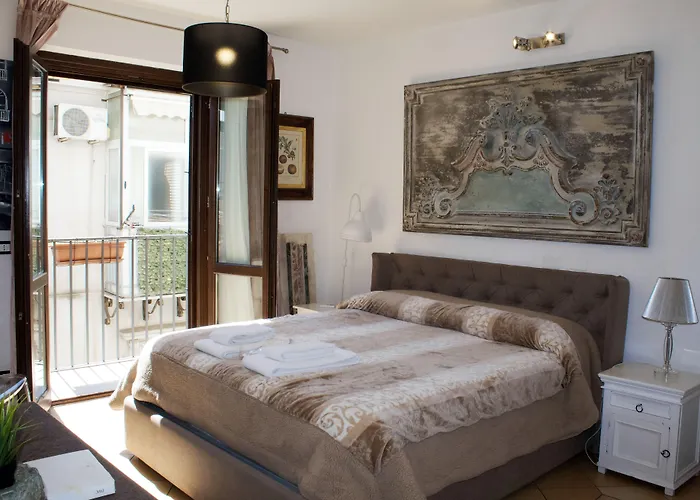 Boutique Hotel Porta Di Castro