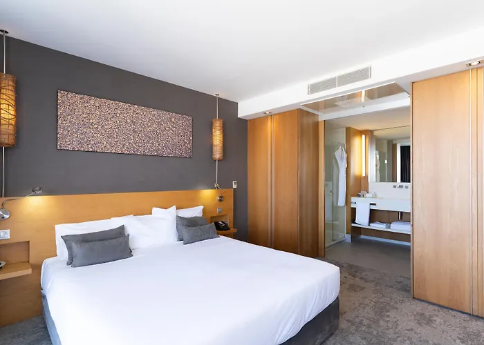 Chateau Royal Beach Resort & Spa, Noumea