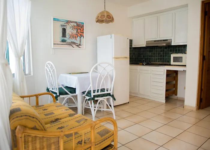 Hotel Neptuno Refugio