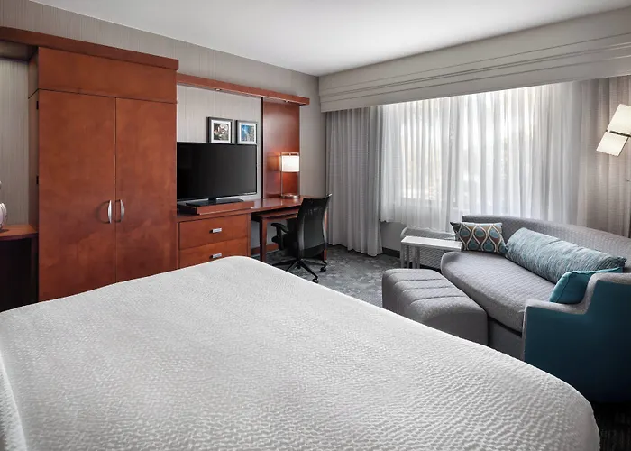 Courtyard By Marriott Maui Kahului Airport