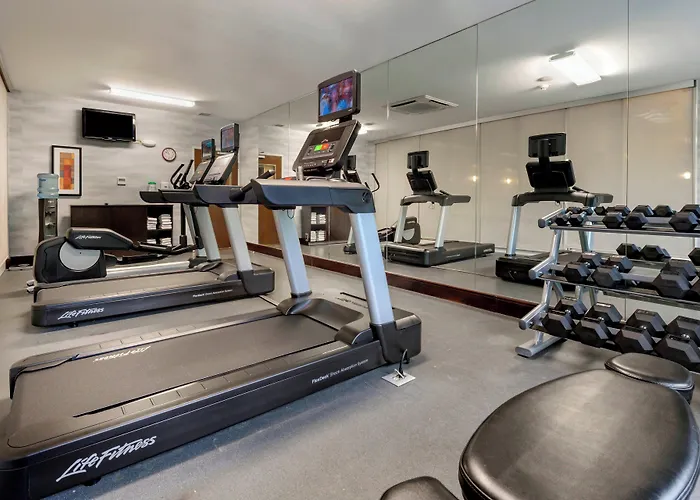 Fairfield Inn & Suites By Marriott Slippery Rock