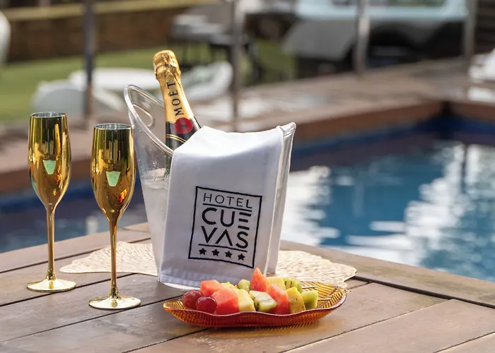 Hotel Cuevas - Adults Only