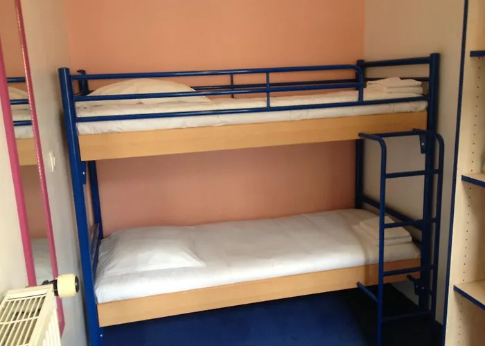 Hotel Cesar Climatisation Dans La Majorite Des Chambres Centre-Ville Gare Charleville-Mezieres