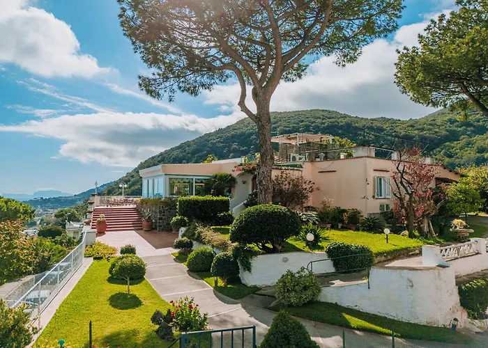 Hotel Villa Ireos