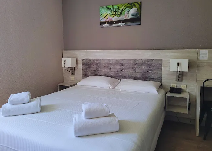 Hotel Restaurant Les Chataigniers