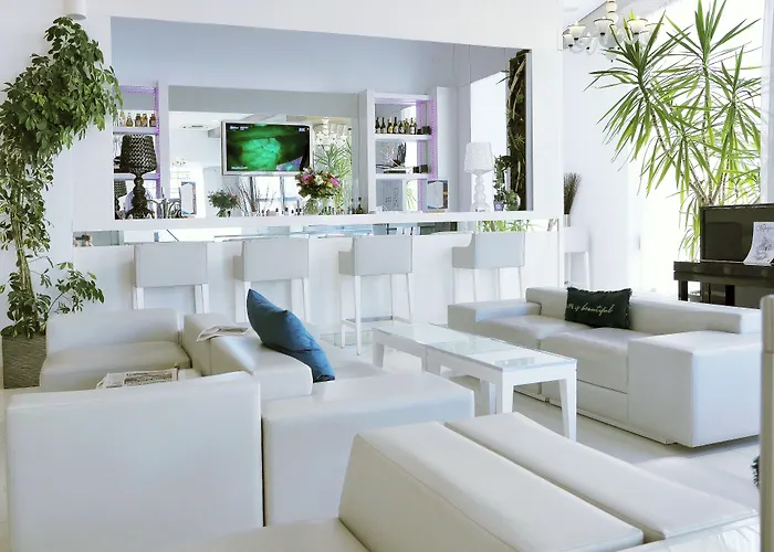 Kyriad Prestige Perpignan Centre Gare
