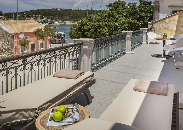Balhambra Suites - Adults Only