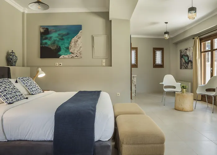 Balhambra Suites - Adults Only