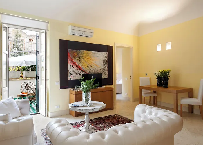 Palazzo Brunaccini Boutique Hotel