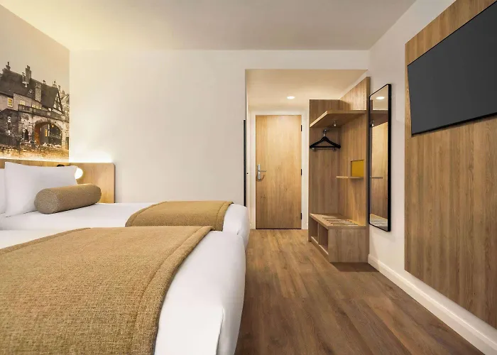 Super 8 By Wyndham Chester East