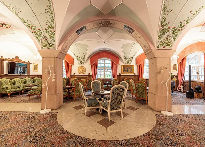 Hotel Dolomiti Schloss