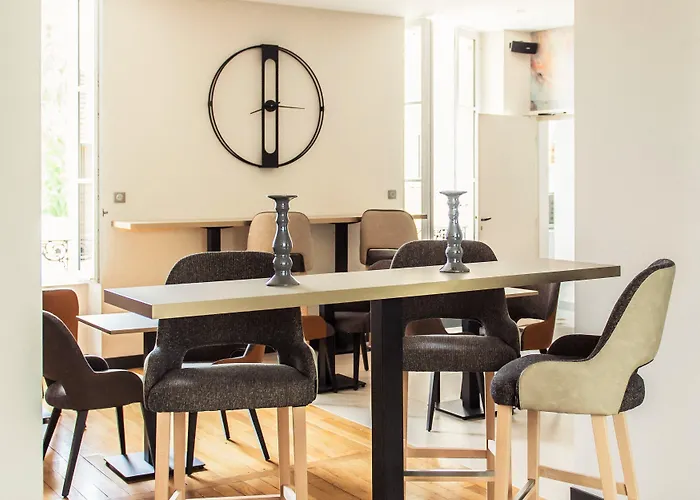 Logis Villa C Hôtel