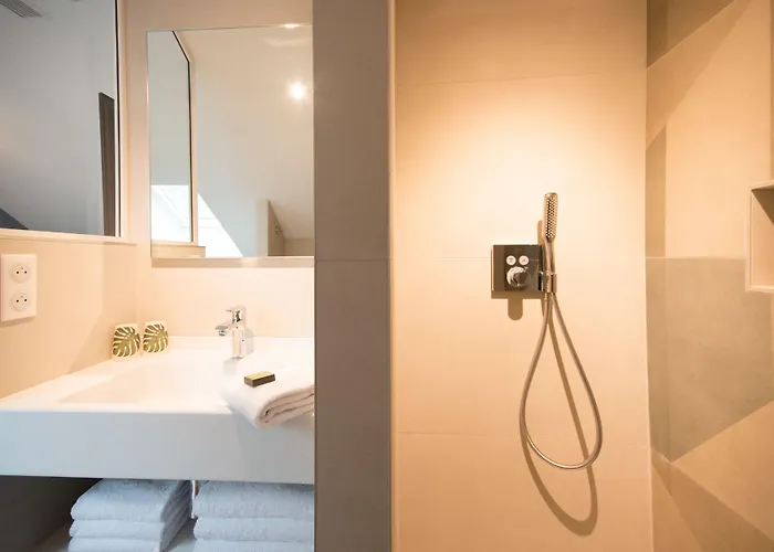 Logis Villa C Hôtel