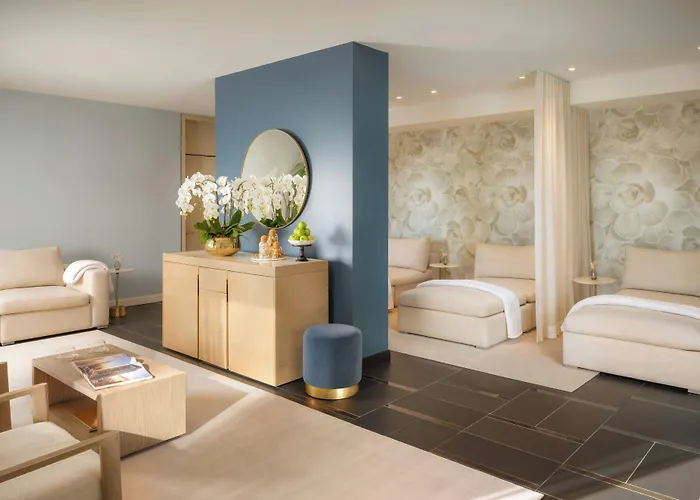 The St. Regis Toronto