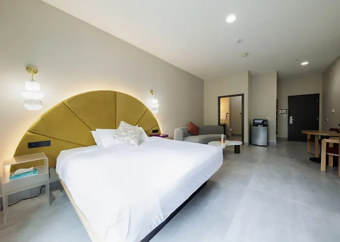 Blanco River Hotel