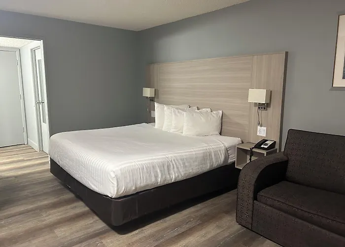 Ramada By Wyndham Medicine Hat