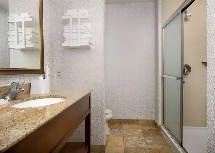 Hampton Inn & Suites Holly Springs