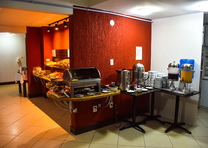 Sandri City Hotel