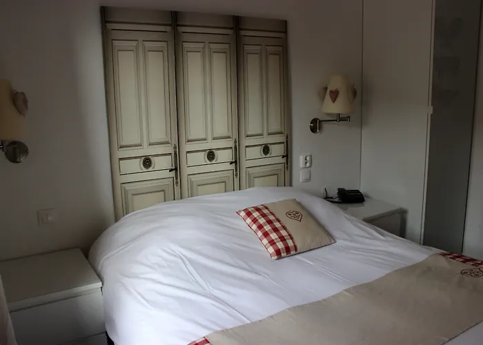 A la Maison Rouge Hôtel&Restaurant