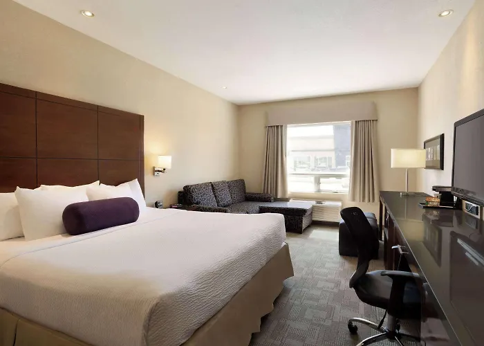Days Inn By Wyndham Regina Airport West