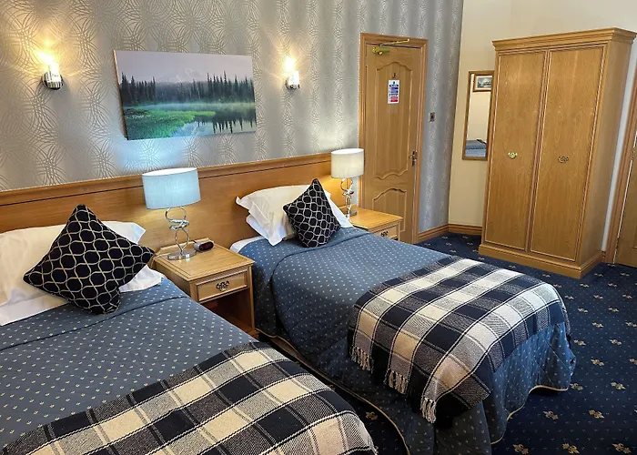 The Glen Hotel Newtonmore - Rooms, Bar & Restaurant
