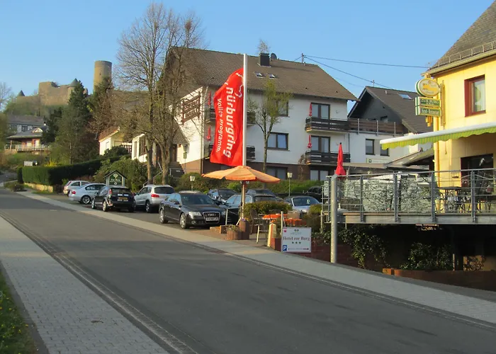 Hotel Zur Burg Nuerburg Large Car Park