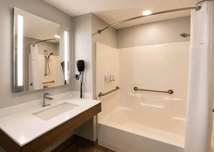 Microtel Inn & Suites By Wyndham Macon