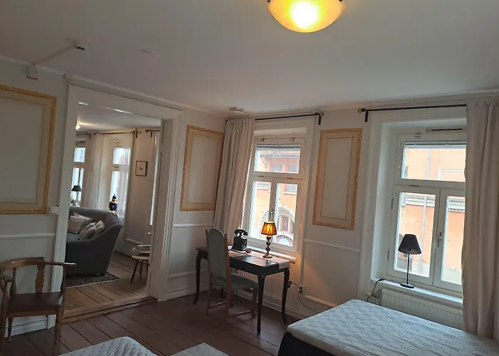 Strand Hotel