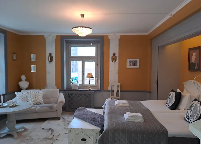 Strand Hotel