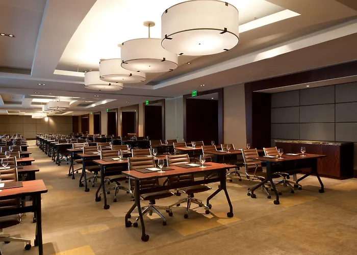 Hotel Beaux Arts, Autograph Collection